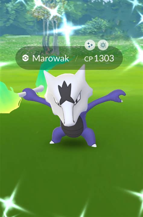 shiny alolan marowak.